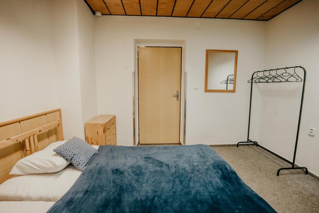 U Ztraceneho Potoka Lägenhet Vapenna Exteriör bild